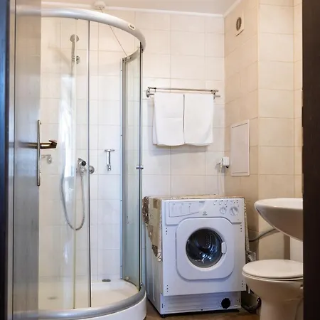 Exclusive Two-floor 3-bedrooms On The Floor Apartman *