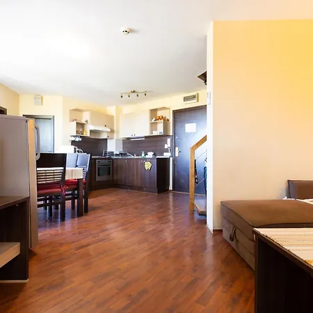 Apartman Exclusive Two-floor 3-bedrooms On The Floor Banszko