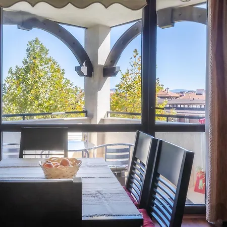 Exclusive Two-floor 3-bedrooms On The Floor *